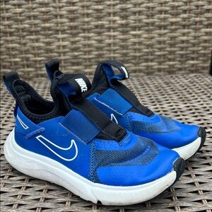 Nike Flex Runner Kids Royal Blue and Black Pull On Sneakers Little Boys Size 12